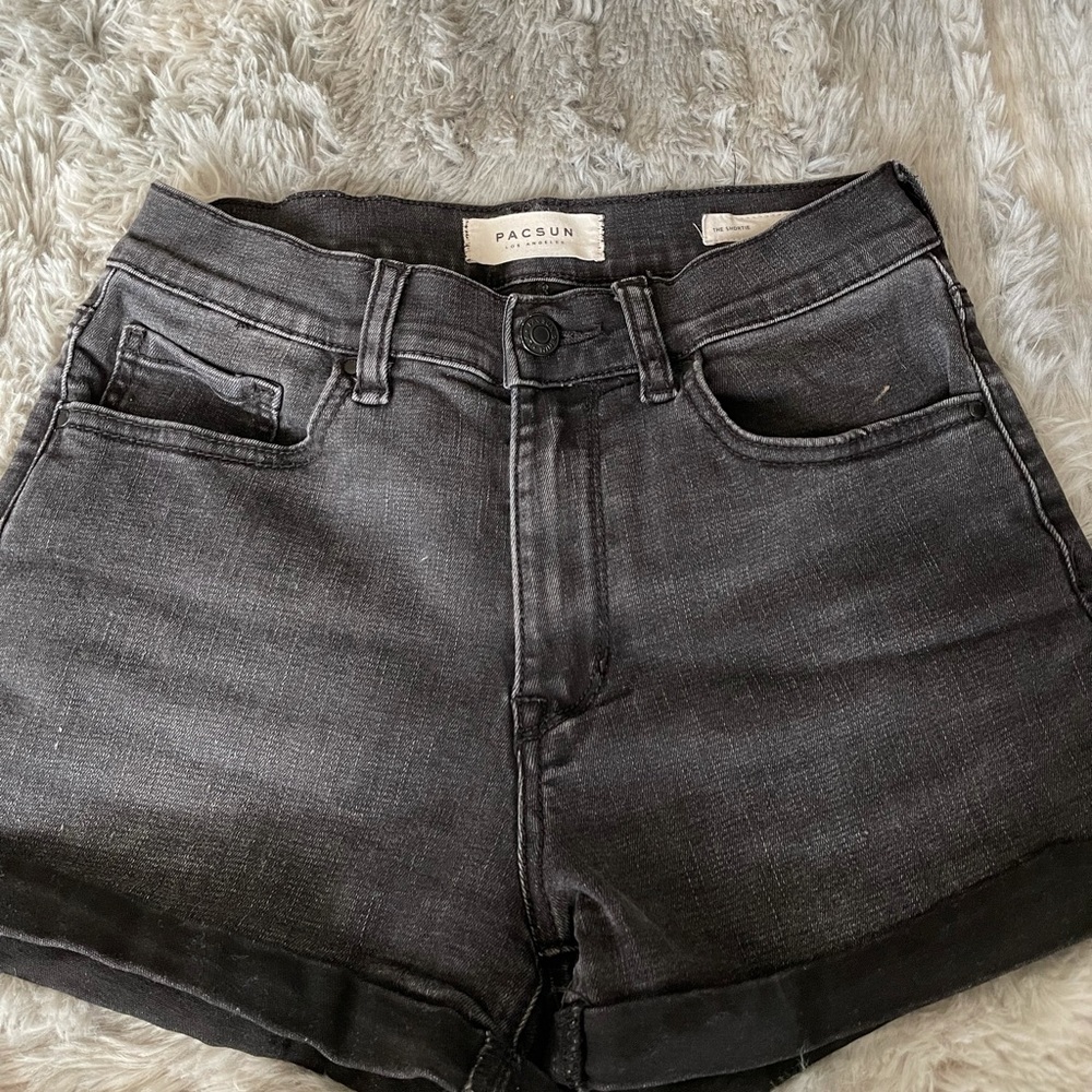 PacSun Black Shorts Size 26
